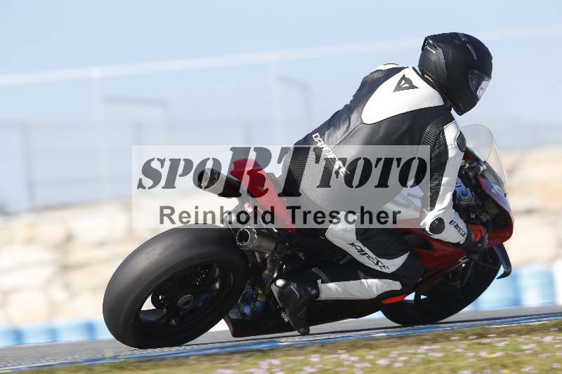 /Archiv-2024/02 29.01.-02.02.2024 Moto Center Thun Jerez/Gruppe gruen-green/162